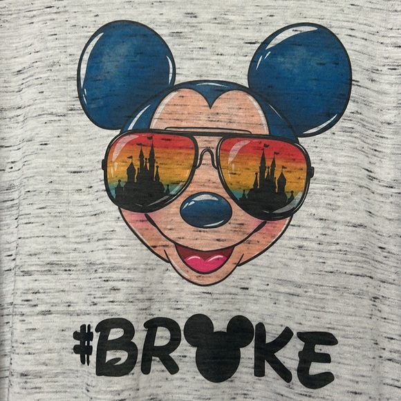 #broke Mickey Mouse tee - Picture 1 of 2